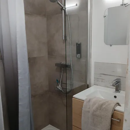 Maison Basalte Apartment *