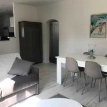 Maison Basalte Apartment