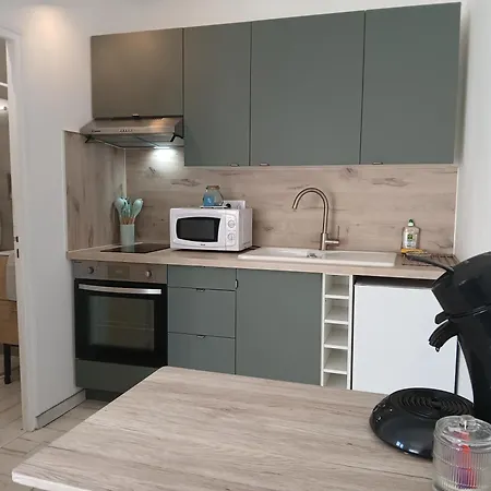 Maison Basalte Apartment *