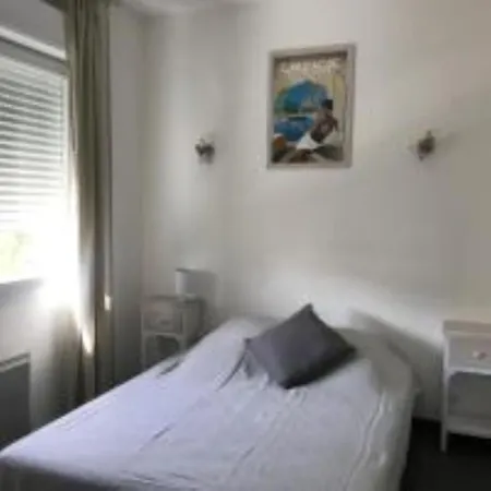 Maison Basalte * אגדה