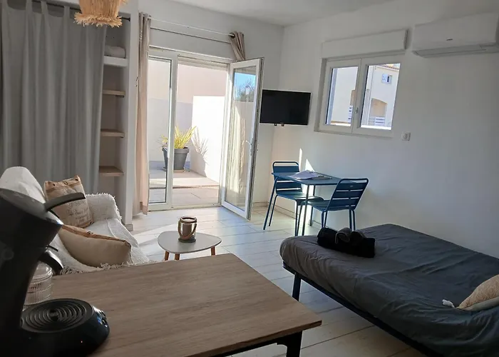 Maison Basalte * Agde